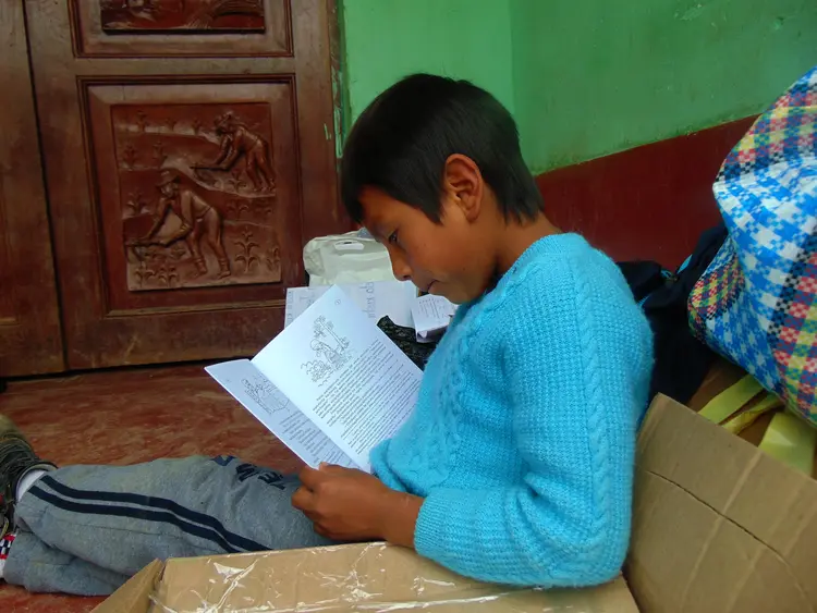 Niño Leyendo - wambra leyikiqan