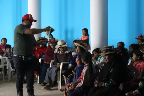 Madres de familia - wabrakunapa mamaninkuna.